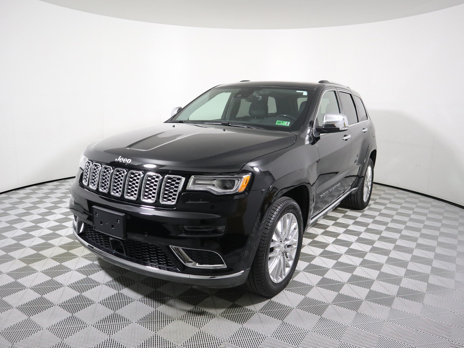 Pre-Owned 2018 Jeep Grand Cherokee Summit Sport Utility in Parkersburg ...